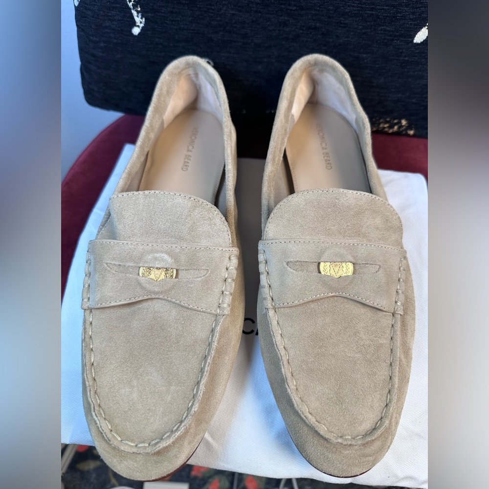 Veronica Beard Penny Loafer in Sand sude leather work classy flat like new - Picture 7 of 11